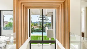 Comprar villa en Los Monteros Playa de 5 dormitorios