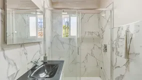 Villa for sale in Nueva Andalucia