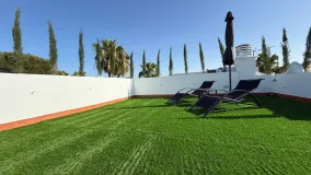 Atico duplex con 3 dormitorios en venta en Parque Elviria
