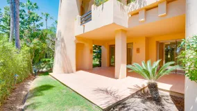 For sale ground floor apartment in Mansion Club