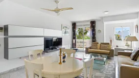 Atico duplex en venta con 3 dormitorios en Marbella Real