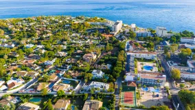 Villa con 4 dormitorios a la venta en Guadalmina Baja