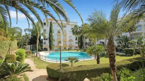 Apartamento planta baja con 2 dormitorios en venta en Hacienda Nagüeles II