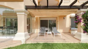 Apartamento planta baja de 3 dormitorios en venta en Hacienda Elviria