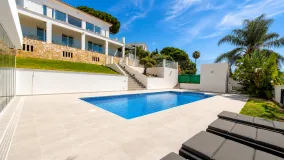 Villa en venta en Cala de Mijas con 4 dormitorios