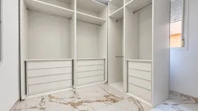 Las Lagunas apartment for sale