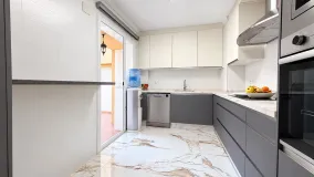 Las Lagunas apartment for sale