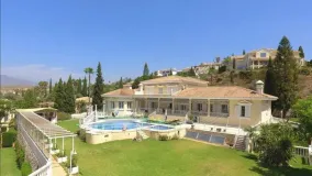 For sale house in Mijas Golf with 10 bedrooms