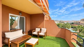 Buy apartment with 2 bedrooms in Benalmadena Costa