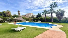 Buy apartment with 2 bedrooms in Benalmadena Costa
