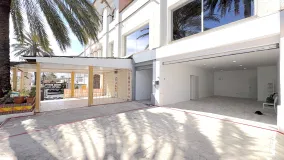 Puerto Marina, local comercial en venta