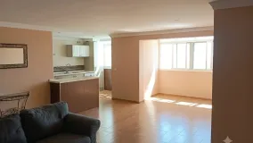 Piso a la venta de 3 dormitorios en San Pedro de Alcantara