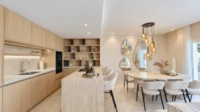 Buy duplex penthouse in Aloha Gardens