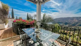 4 bedrooms villa in Sierra Blanca Country Club for sale
