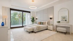 For sale villa in Estepona
