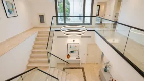 For sale villa in Estepona