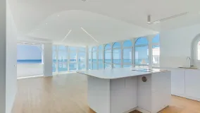 For sale apartment in Estepona