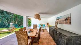 For sale villa in Zona B