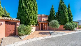 For sale villa in Zona B
