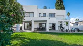Nueva Andalucia, villa a la venta