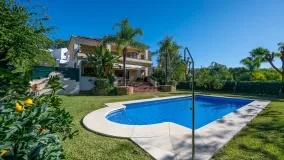 For sale villa in Los Arqueros with 6 bedrooms