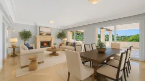 3 bedrooms apartment in Las Alamandas for sale