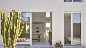 Villa for sale in Estepona with 3 bedrooms