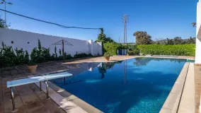 For sale chalet in Sotogrande