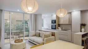 Apartment with 2 bedrooms for sale in Estepona