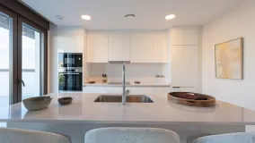 For sale 3 bedrooms apartment in Estepona