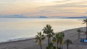 For sale apartment in Estepona