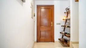 For sale 4 bedrooms chalet in Estepona