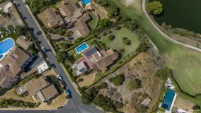 Chalet en venta en Benahavis con 5 dormitorios