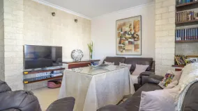 Apartamento en venta en Estepona Puerto de 4 dormitorios