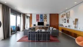 Villa for sale in Los Altos de los Monteros