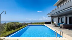 Villa for sale in Los Altos de los Monteros
