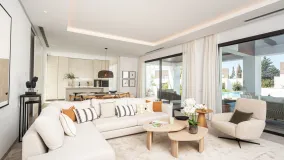 Villa for sale in La Fuente with 5 bedrooms