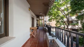 Apartamento en venta en Marbella Centro con 4 dormitorios