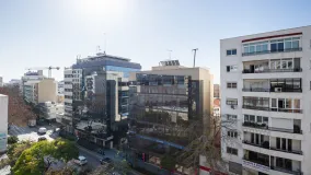 Comprar apartamento con 4 dormitorios en Marbella Centro