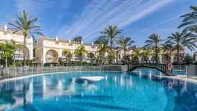 For sale town house with 3 bedrooms in Dunas de Bahia Marbella