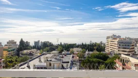 Duplex penthouse with 5 bedrooms for sale in Marbella Centro