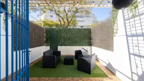 For sale ground floor apartment with 3 bedrooms in Playa de la Fontanilla