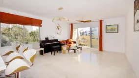 Apartment for sale in Marbella Centro with 3 bedrooms