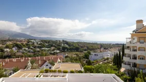 Apartamento en venta en Nueva Andalucia con 2 dormitorios