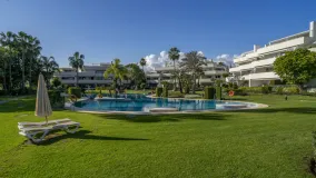 Apartamento en venta en Nueva Andalucia