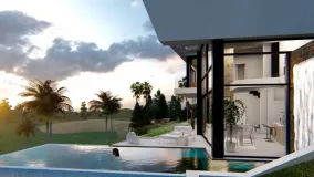 Comprar villa en Estepona