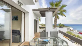 For sale Alcaidesa apartment with 2 bedrooms