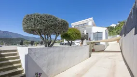 Estepona villa for sale