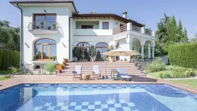 For sale El Rosario 6 bedrooms villa