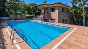 For sale villa in Zona B with 5 bedrooms